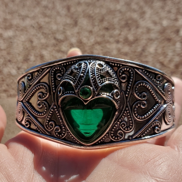 New Carved Goddess Face Green Quartz 925 Silver Cuff Bracelet. - Picture 11 of 16